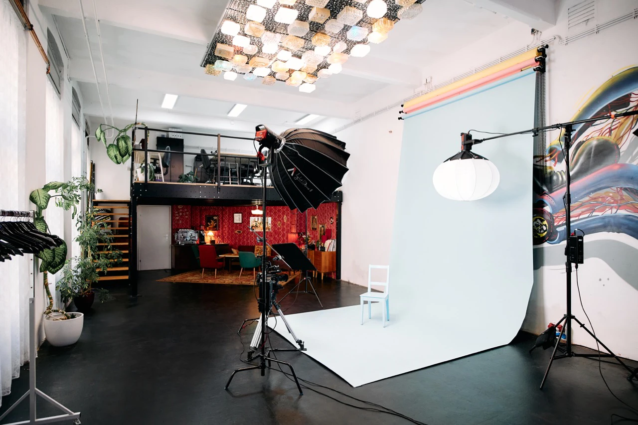 Film and photo production at the Vollpension Studio
