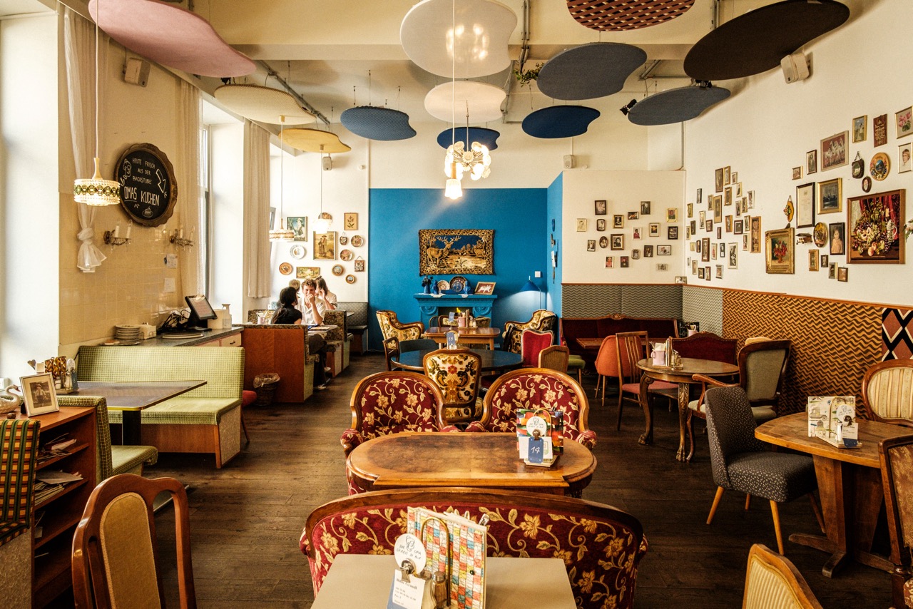 Das Generationencafé Vollpension in der Musik und Kunst Privatuniversität (MUK) in der Johannesgasse