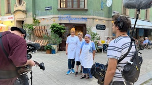 Doku-Dreh von ARTE im Generationencafé Vollpension in Wien